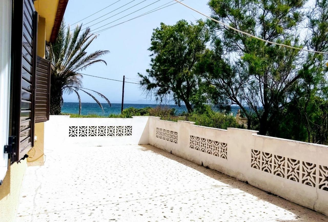 Summerhouse Peggy: Close To Athens Airport By The Sea Artemida  Exterior foto
